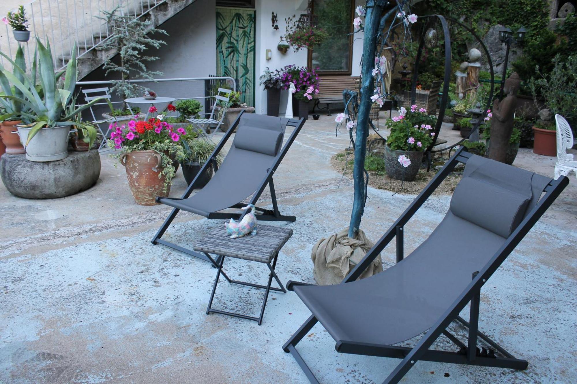 Studio Malou, Cuisine, Salle D'Eau, Terrasse Amenagee Olliergues Екстериор снимка