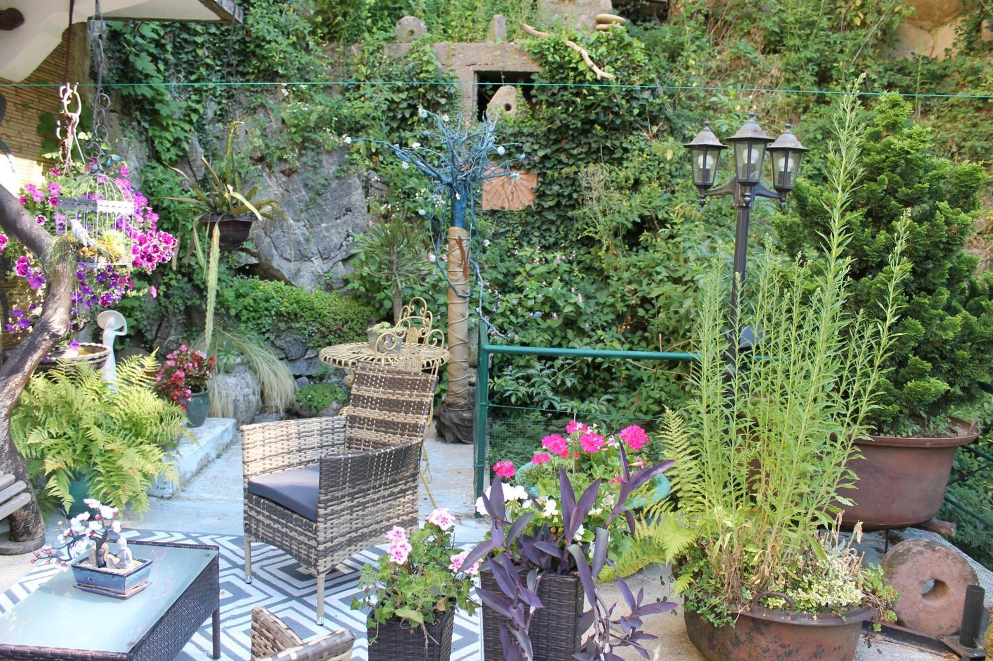 Studio Malou, Cuisine, Salle D'Eau, Terrasse Amenagee Olliergues Екстериор снимка